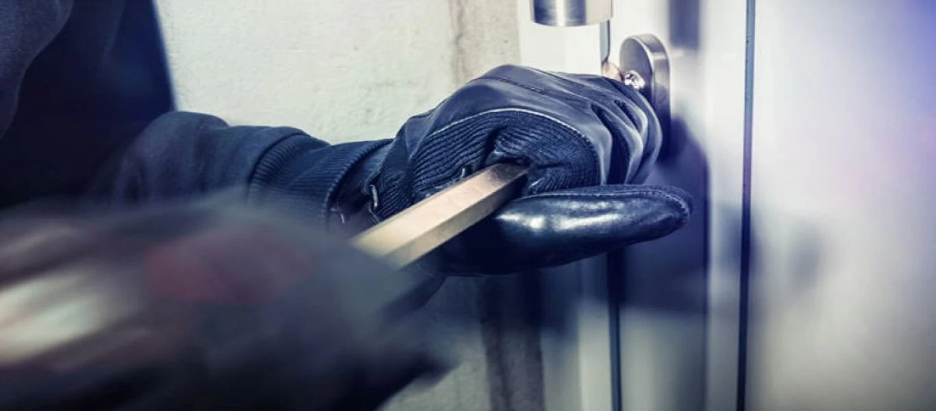 Tα πιθανά λάθη που κάνουμε και «προσκαλούμε» τους κλέφτες